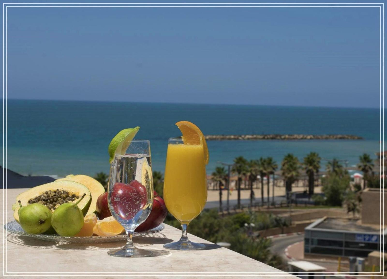 Bugrashov Beach 88 Hotel And Spa テル・アビブ エクステリア 写真